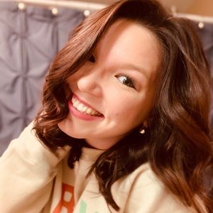 Meet your Posher, Whitney